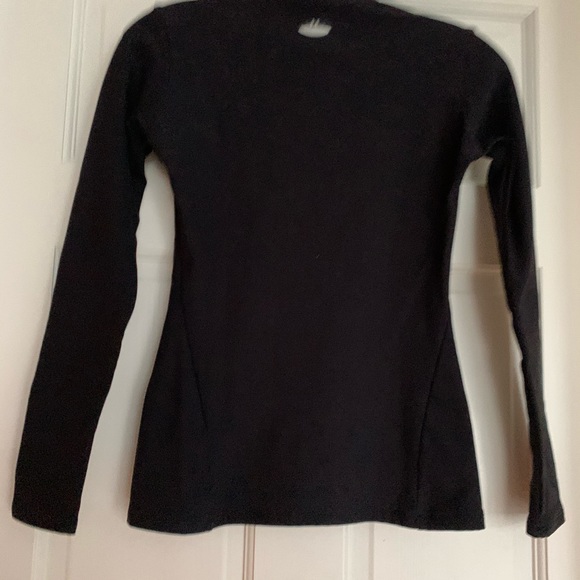 Under Armor Cold Gear Compression Top - Picture 2 of 3